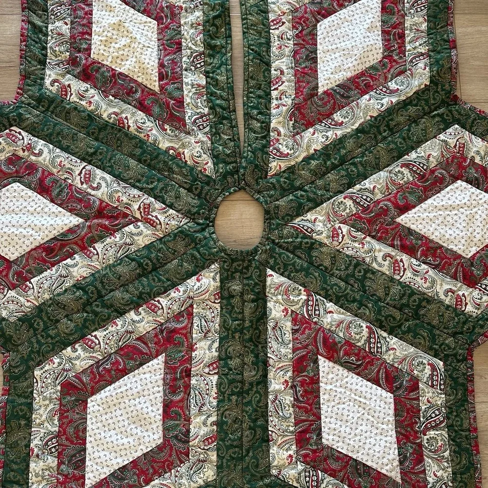 VTG Handmade Quilted Christmas Tree Skirt Star Patchwork Farmhouse Country 55